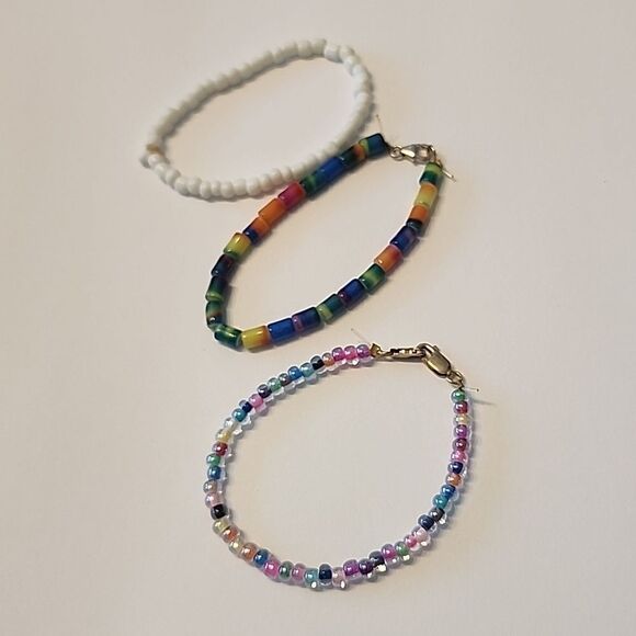 Girls Bracelet Lot with Sterling Silver and Gold Filled Clasps - Picture 1 of 4